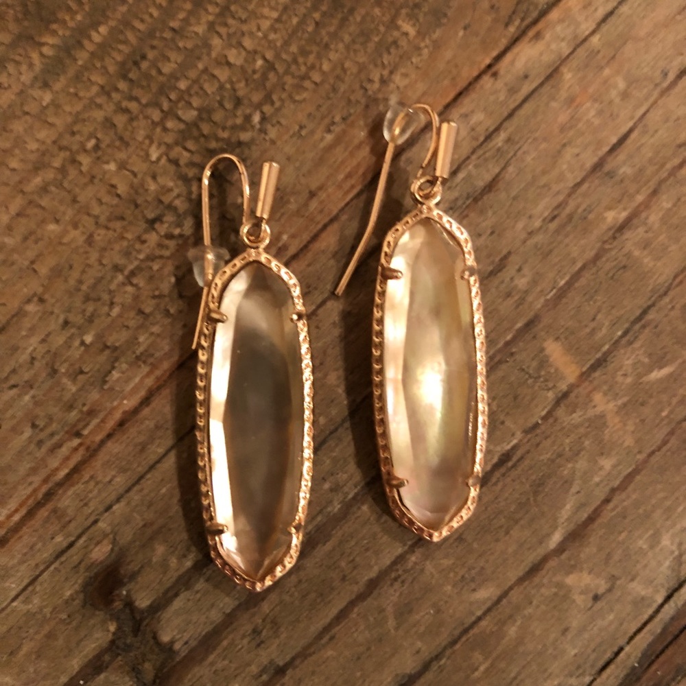 Kendra Scott peach illusion rose gold earring